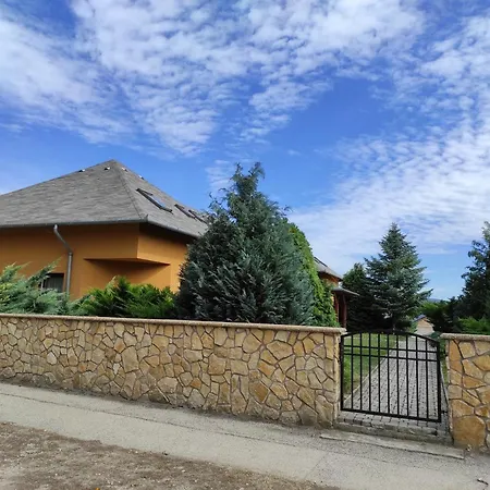 Rp Fitlife Es Vendeghaz Guest house
