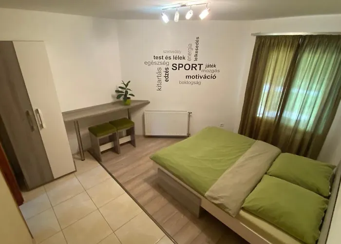 Rp Fitlife Es Vendeghaz בית הארחה Szentgál