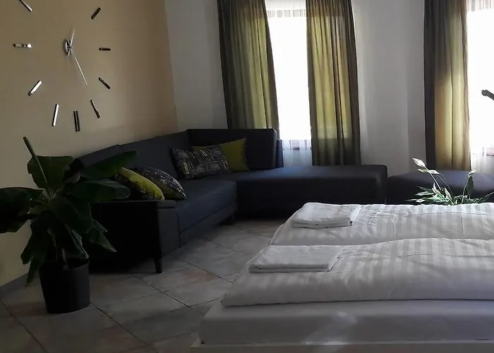 Rp Fitlife Es Vendeghaz Gæstehus Szentgál