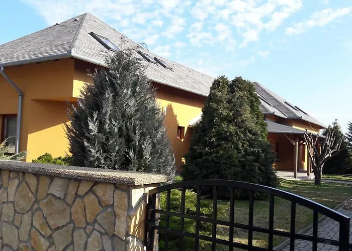 בית הארחה Rp Fitlife Es Vendeghaz 3*