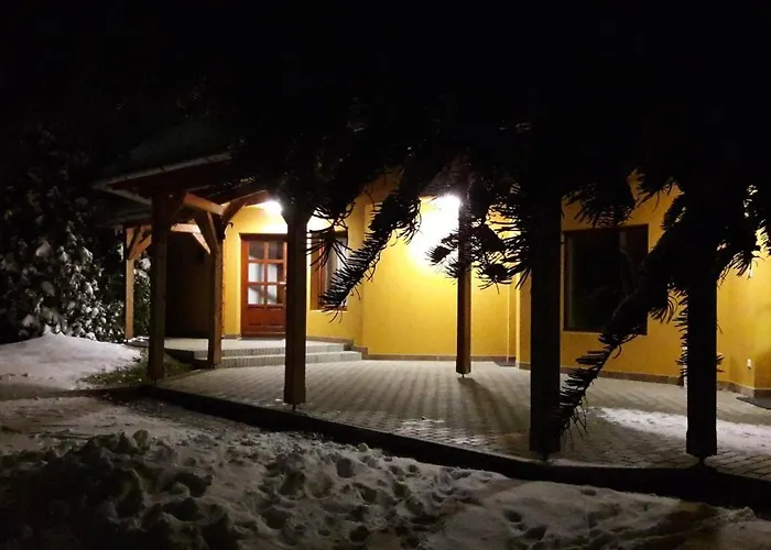 Rp Fitlife Es Vendeghaz בית הארחה Szentgál